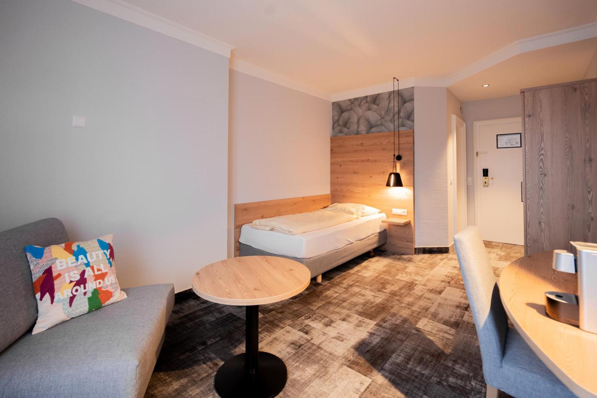 Hotel Adler - Paulas Alb Ehingen  Oda fotoğraf