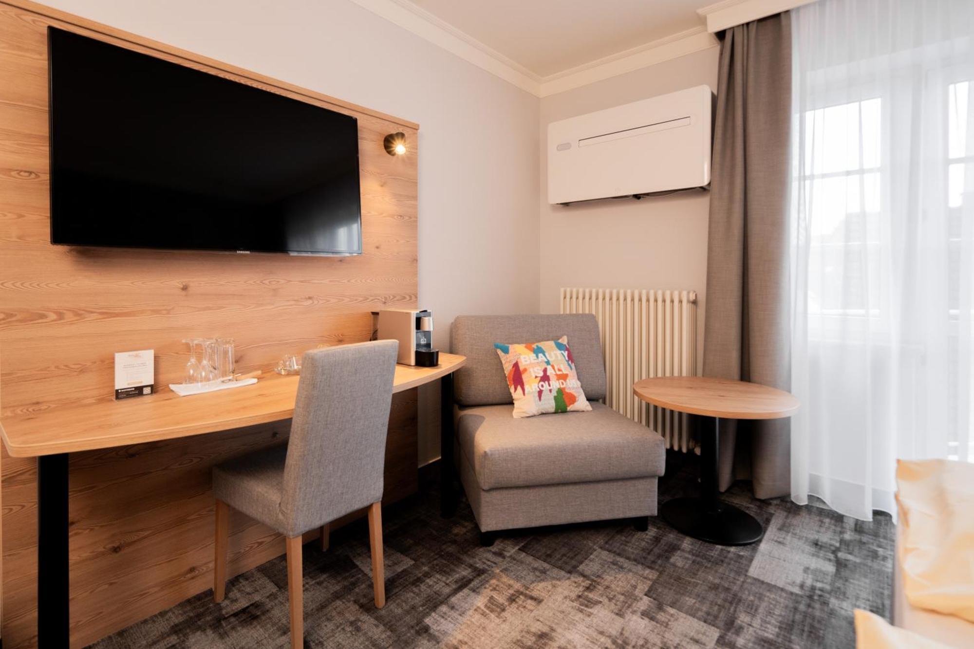 Hotel Adler - Paulas Alb Ehingen  Oda fotoğraf